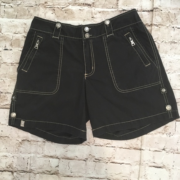 .Signal Clothing black detailed cotton shorts Runs Small More like a 4 US - Picture 1 of 12